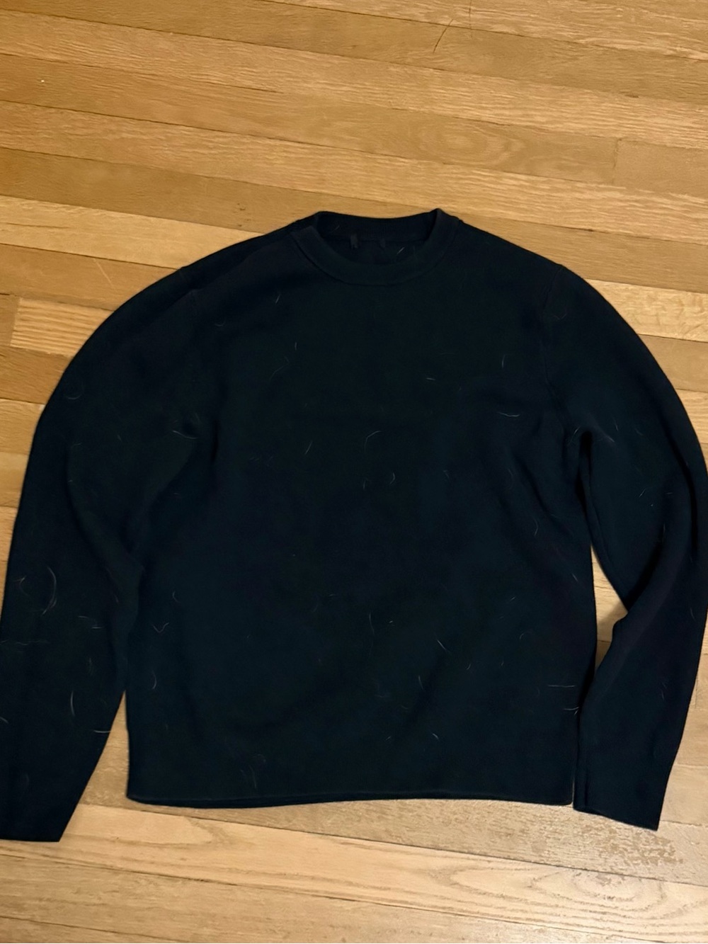 Uniqlo Men's Black Crewneck Knit Sweater